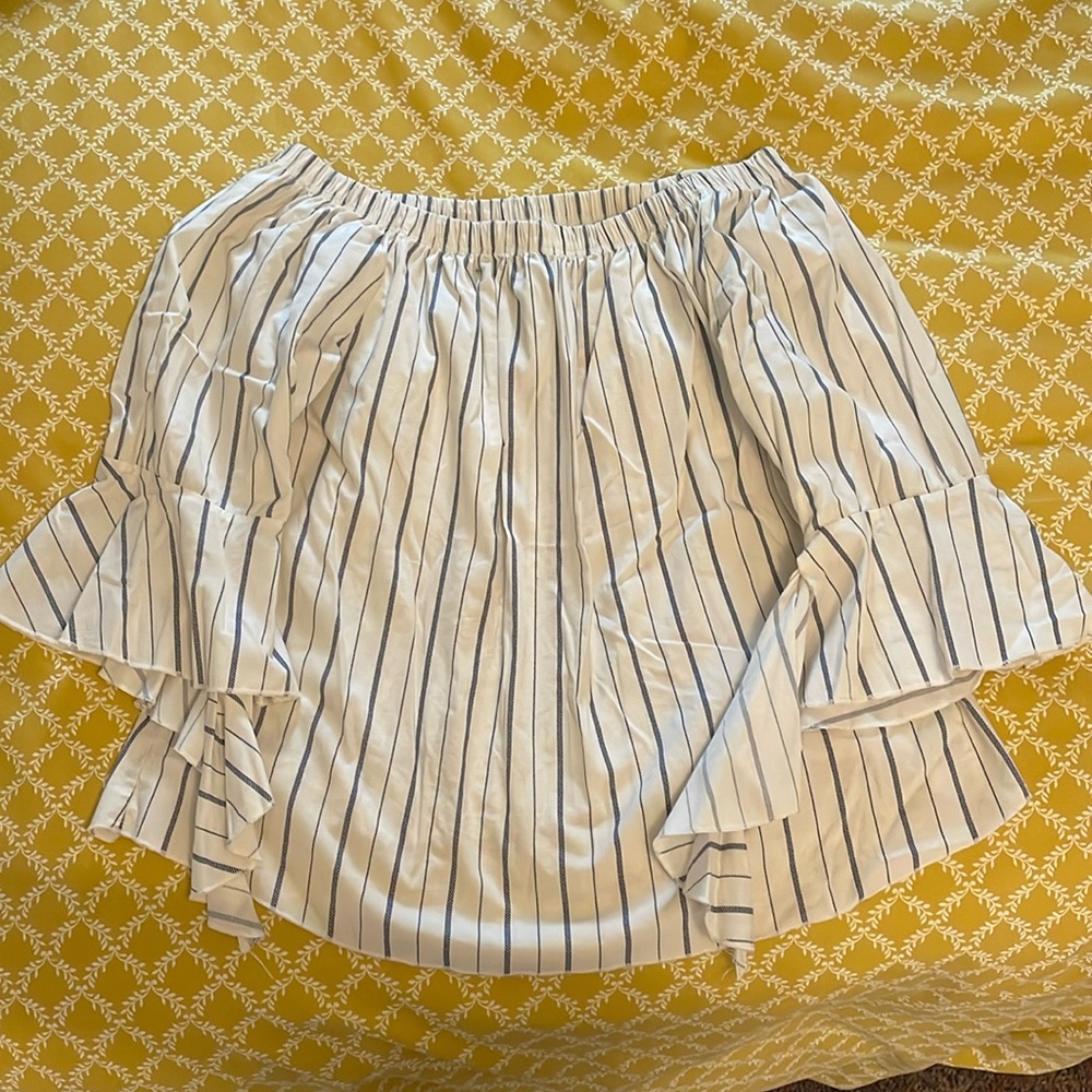 White and blue striped cotton shirt